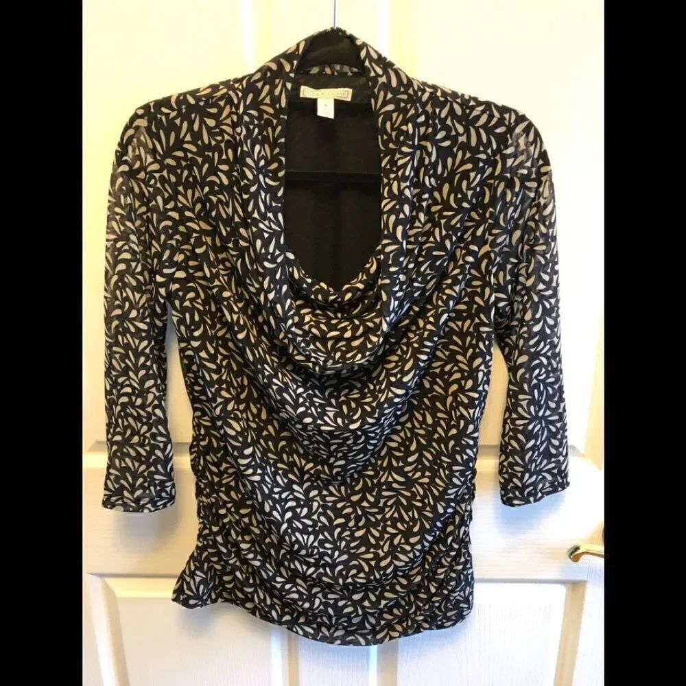 Dana Buchman drape top